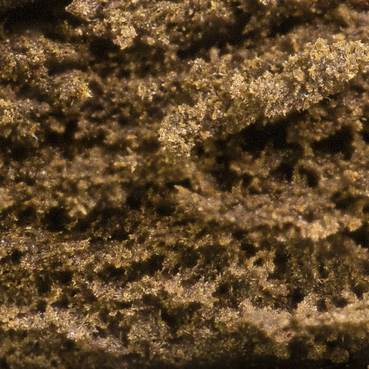 weedshop luksus klump thca hash brick macro shot close up